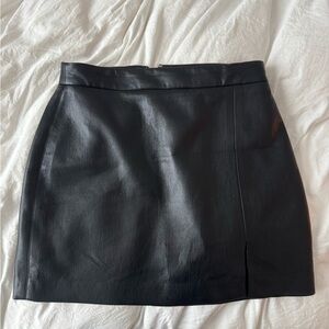 Aritzia Black Wilfred Tempest Leather Mini Skirt